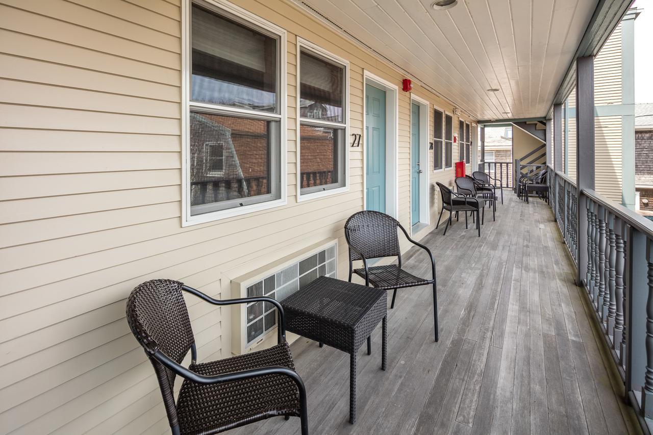 ויניארד הייבן Dockside Inn מראה חיצוני תמונה